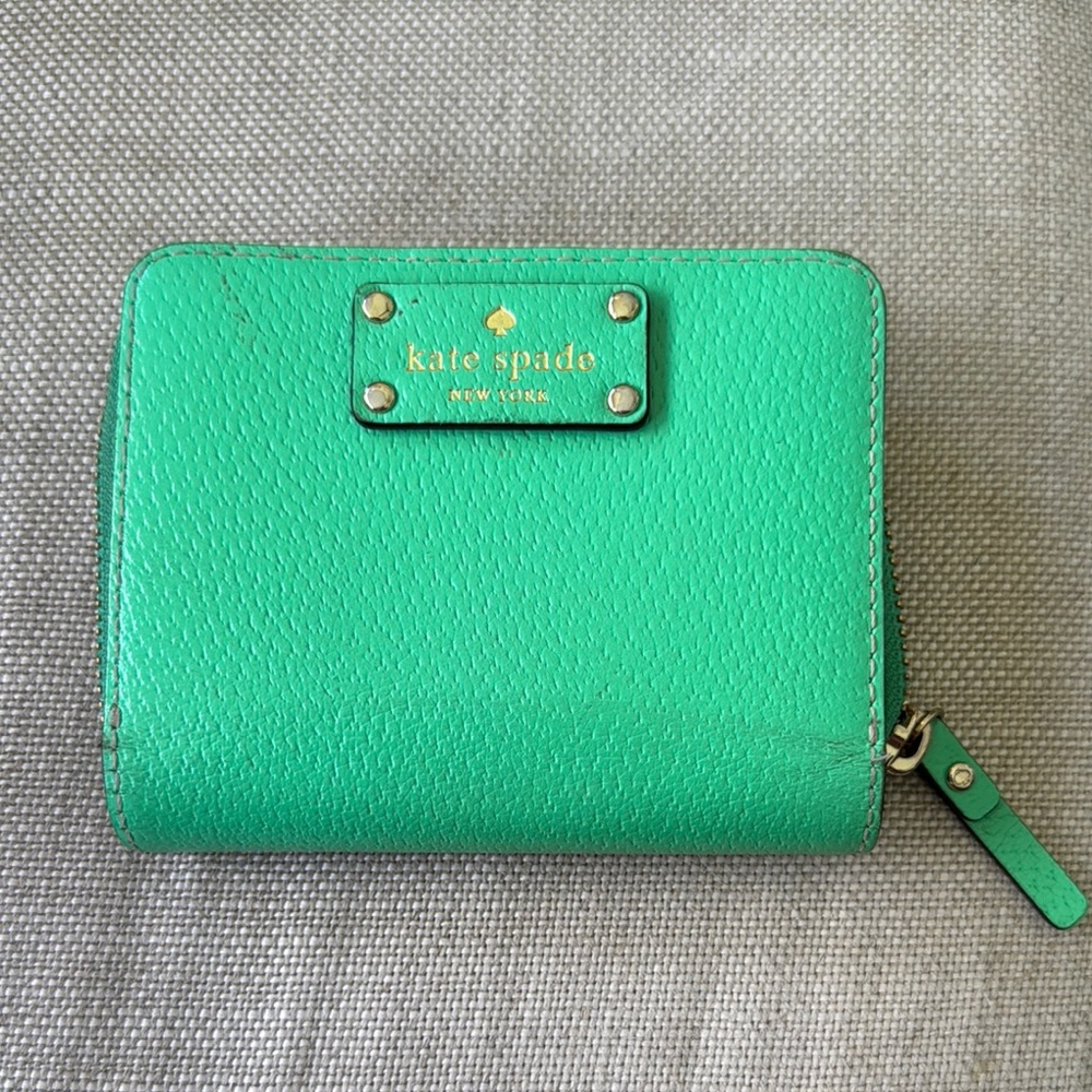 Kate Spade Vibrant Green Zip Wallet